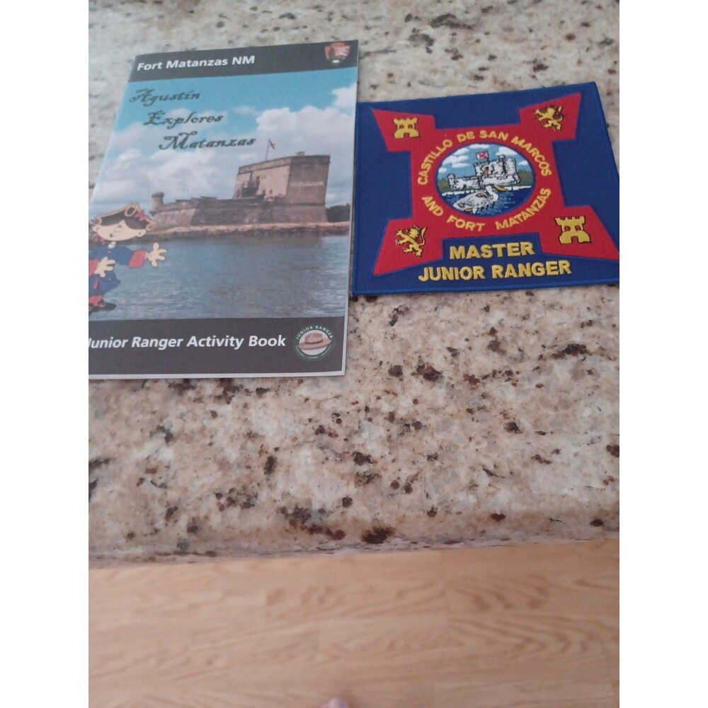 NPS Junior Ranger Activity BooK & Embroidered Master Ranger Patch - Picture 2 of 2